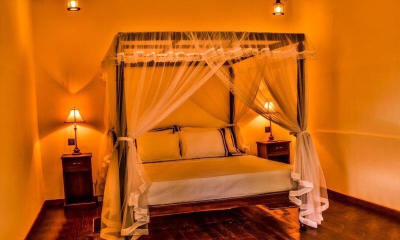 Headman House Antique Villa - A Seaside Royal Stay Ahangama Exterior foto